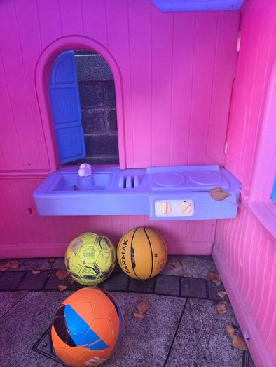 little tikes playhouse