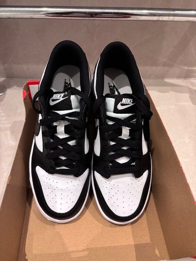 Black/White Nike Dunks UK 5