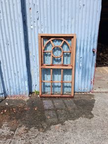 Window mahogny