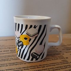 Coffee / tea cup