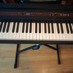roland keyboard with stand