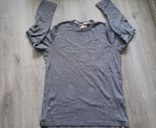 Grey Tommy hilfiger top