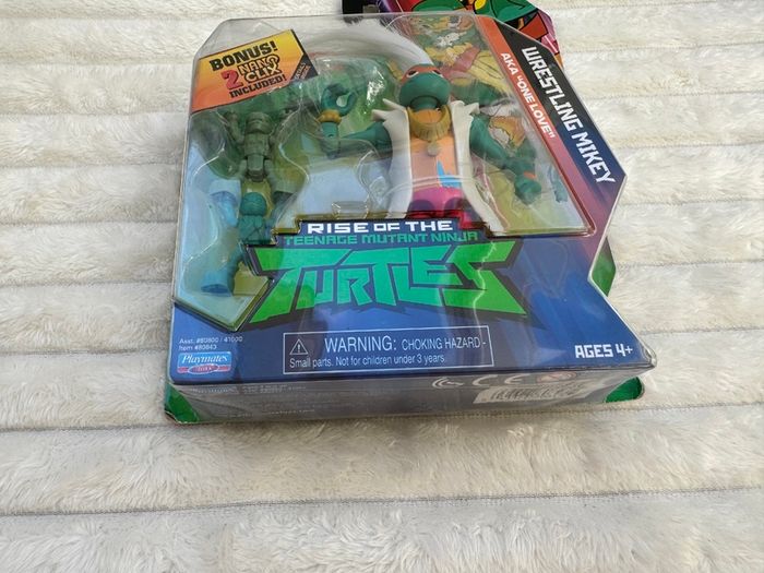 Rise Of The Teenage Mutant Ninja Turtles Wrestling Mikey Aka One Love TMNT Please see photos