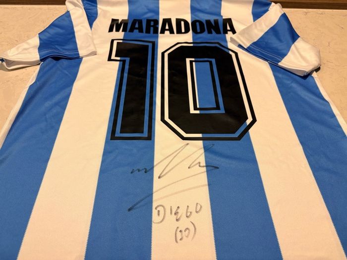 Diego Maradona Hand Signed Shirt Signed in 2015 Argentina + COA