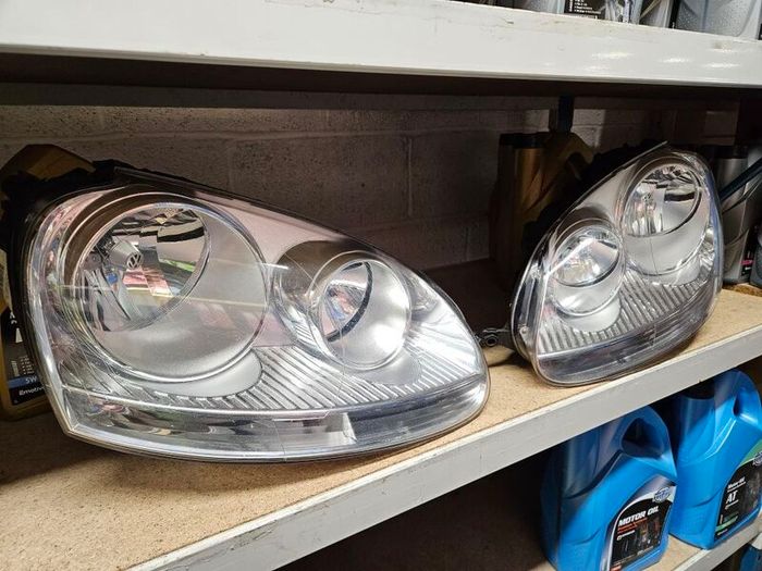 MK 5 VW Golf/ Jetta Headlights