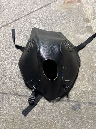 Xt 660 tank bra / tank cover