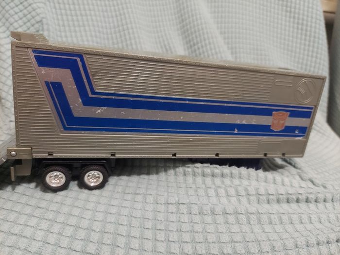 Transformer G1  Optimus prime trailer