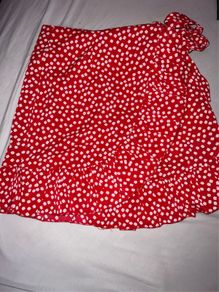 Red with tiny white flowers mini skirt size S