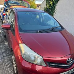 Toyota Yaris 2012