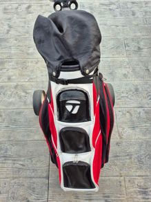 Taylormade Bag And Trolley