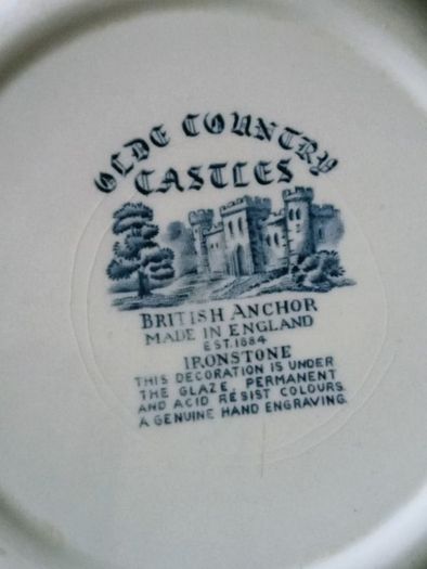 Olde Country Castles Shallow bowls