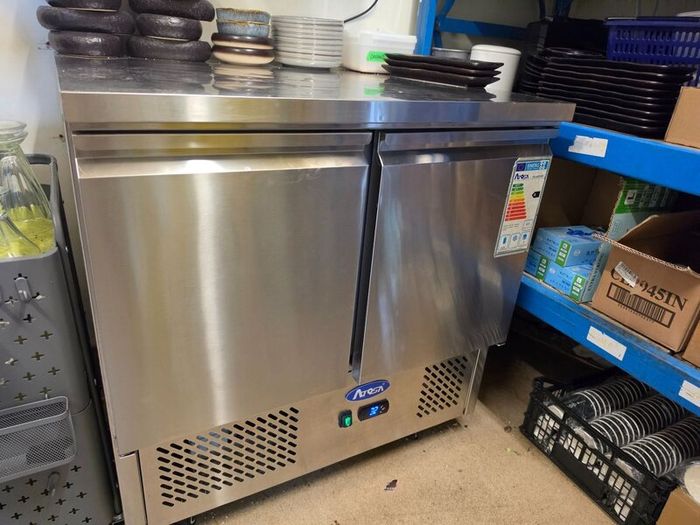 Commercial fridge Pizza oven