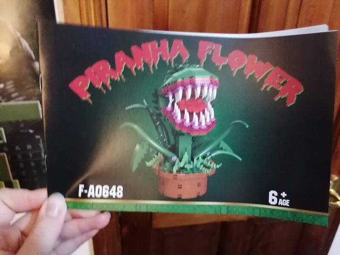 Knockoff Lego Building Bricks Little Shop of Horrors Audrey 2 Plant
