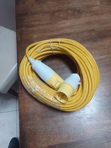 25 m pony lead,plug and socket 110v
