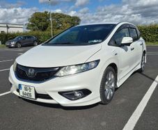 2016 Honda Jade 1.5, Hybrid (6 Seater)