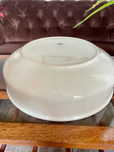 Large Sarreguemines France Ivory Washbasin and Jug Art Deco 1920s to 50s
