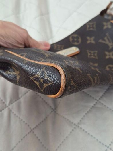 Louis vuitton vintage eva clutch