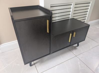 Shoe cabinet