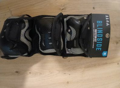 knee and elbow pads