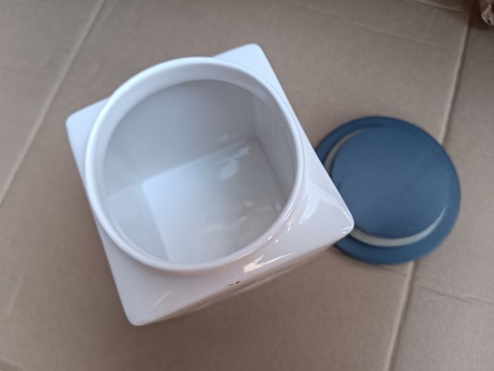 Coffee holder