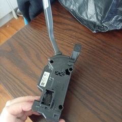 Peugeot/Citroen C4 gear shifter