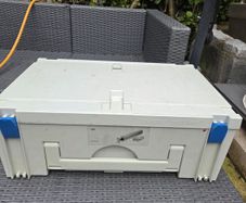 Variety of different size festo systainers