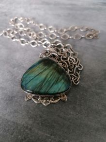 Vintage Labradorite Stg Silver Pendant & Chain