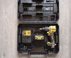 DeWalt dcd799 Combi Drill