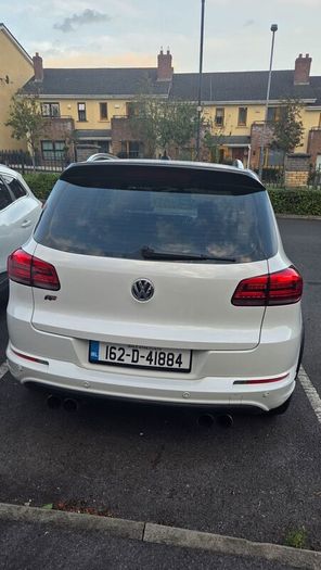 2016 VW Tiguan R-Line 1.4 TSI Auto | Only 54K KM