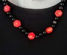 Coral and onyx bracelet and necklace set with 925 sterling silver clasp