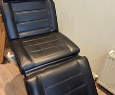 Salon chair electric