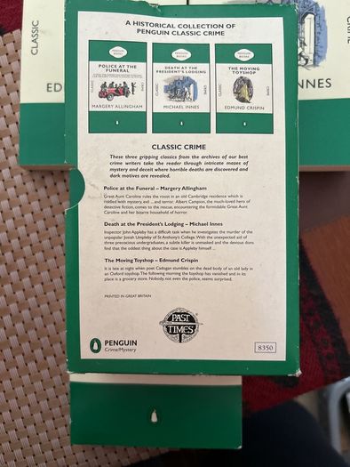 Classic crime gift set