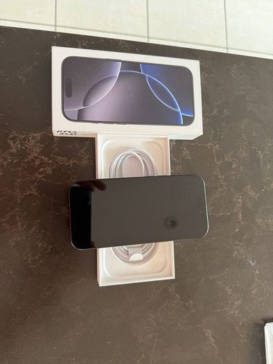 iphone 16Pro 128gbs