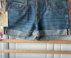 shorts bnwt Denim shorts boyfriend fit size 10