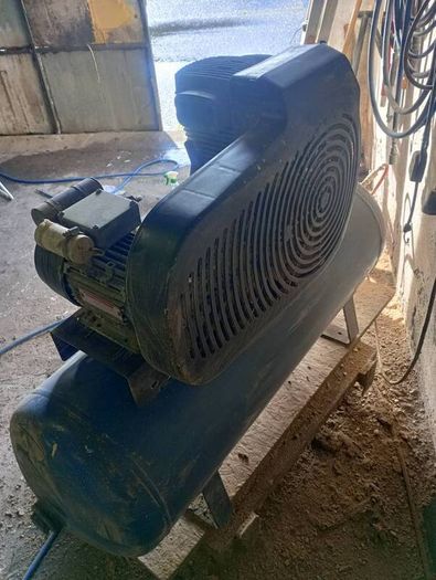 Ingersoll Rand Compressor