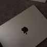 Macbook Pro M5 16 gb Image 2
