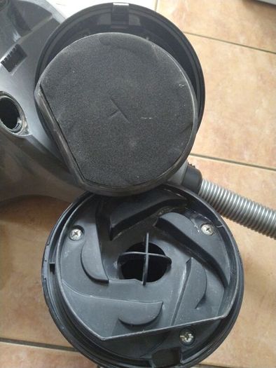 Bagless Vacuum Cleaner AEG