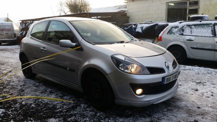 Parts for mk3 Renault Clio 05-12 @ OCG Spares