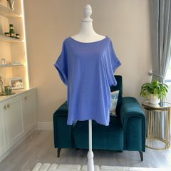 Brand-new Ladies Blue Short Sleeved Tee Shirt from Dunnes Stores. Size: UK 24-26 / EU 52-54