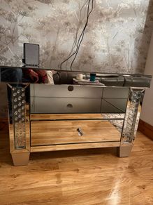 Mirror tv unit