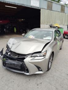 Breaking lexus gs300 2018 hybrid
