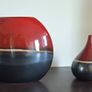 Matching Plate and Vases Image 4