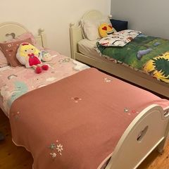 single bed