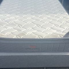 king bed