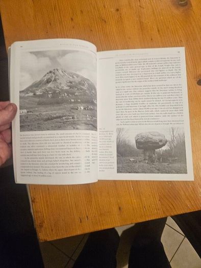 Reading The Irish Landscape. By Frank Mitchel & Michael Ryan. Large Volume Paperback In Good Condition.  See Photos For Same.