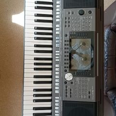 Yamaha psr 970 keyboard