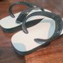 Boy's Havaianas flip flop, UK 7 Image 2