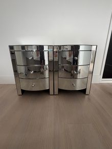 Mirror Lockers