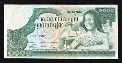 1972-73 Cambodia Banque Nationale du Cambodge 1000 Riels Banknote. Printed by Bradbury, Wilkinson & Co, England. Serial Number 707667. Appears completely uncirculated.