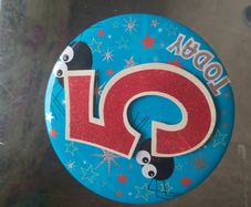 5th birthday table stand